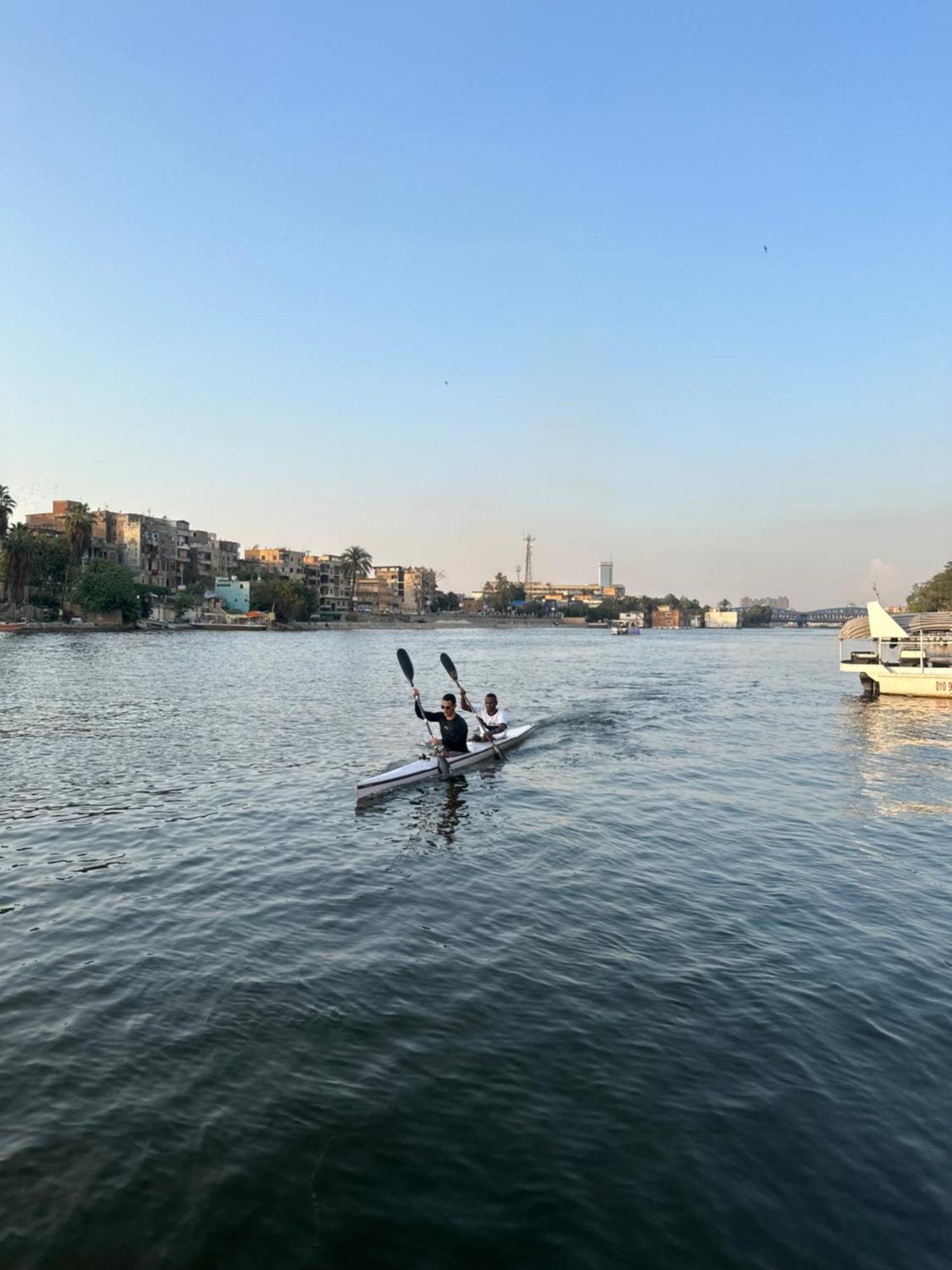 Modern 1-Bedroom Apartment In Zamalek Visits Allowed Cairo Ngoại thất bức ảnh
