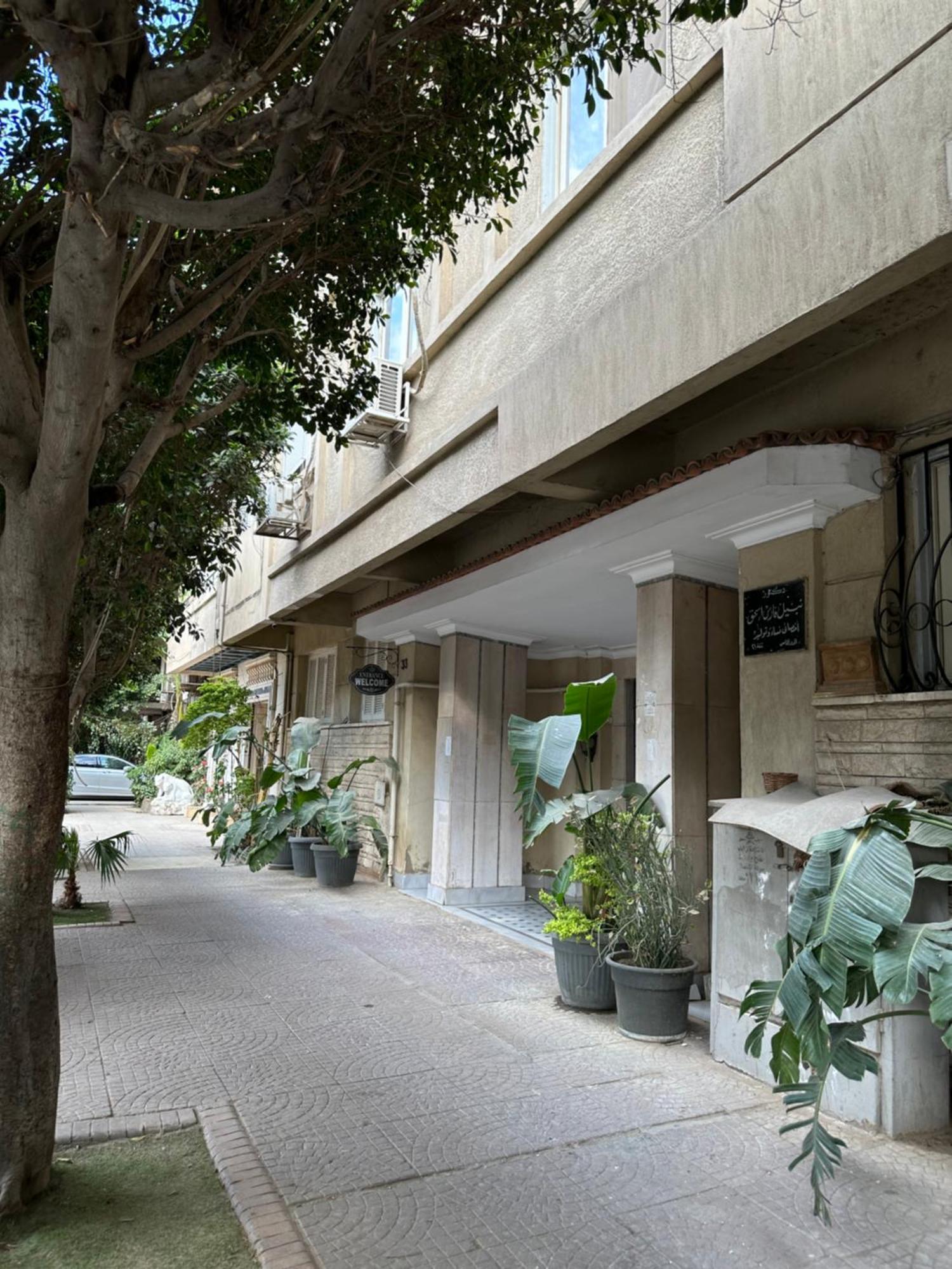 Modern 1-Bedroom Apartment In Zamalek Visits Allowed Cairo Ngoại thất bức ảnh
