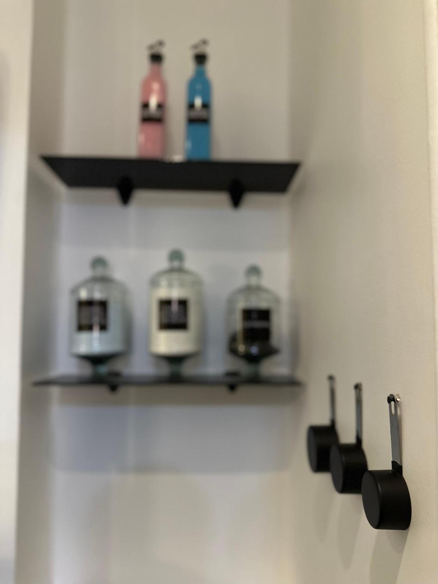 Modern 1-Bedroom Apartment In Zamalek Visits Allowed Cairo Ngoại thất bức ảnh