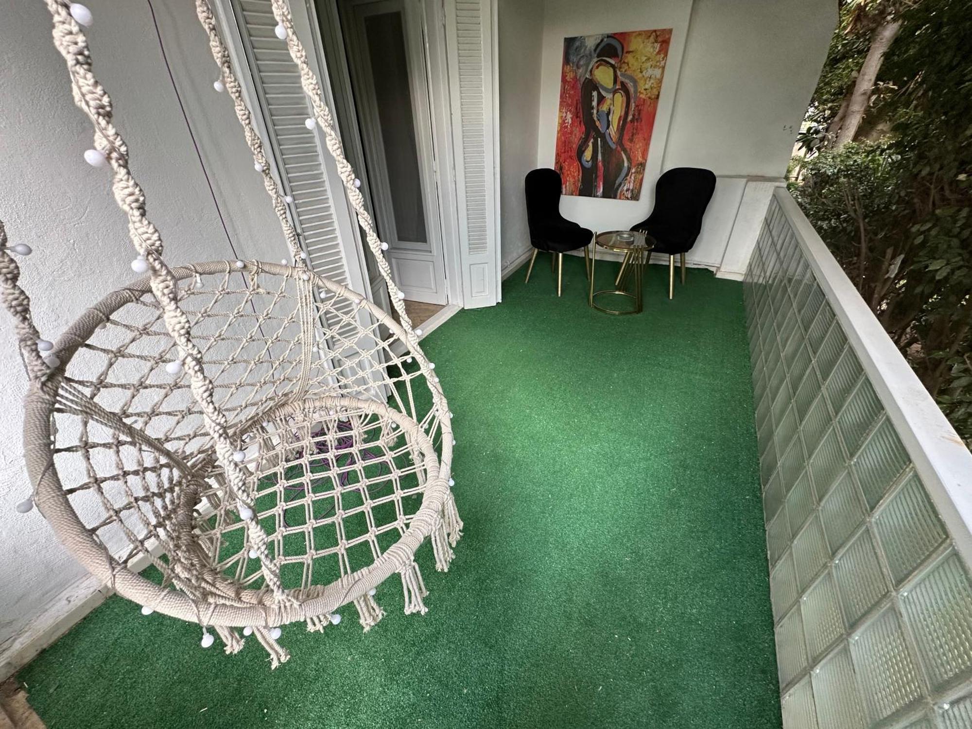 Modern 1-Bedroom Apartment In Zamalek Visits Allowed Cairo Ngoại thất bức ảnh